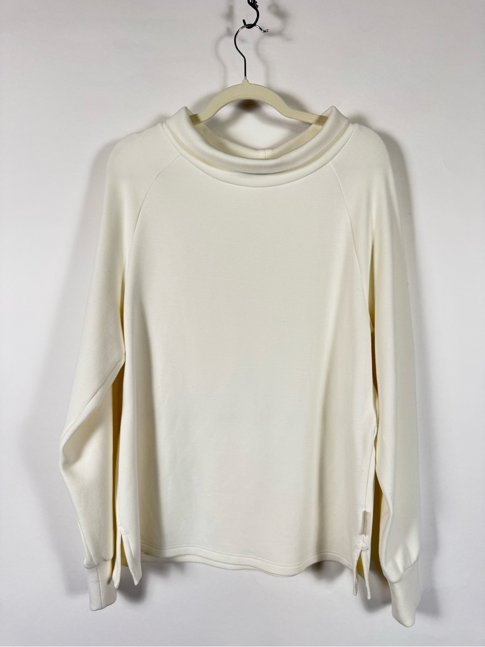 Varley Cowl Neck Sweatshirt Small Pullover Athleisure Soft Comfy Lounge Travel